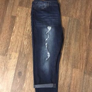Plus size jean capris